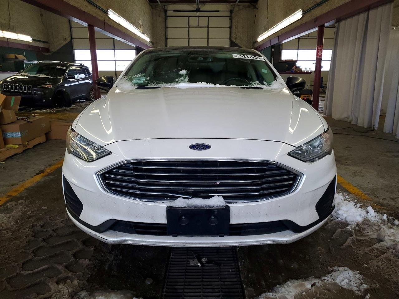 2019 Ford Fusion Se - Image 5