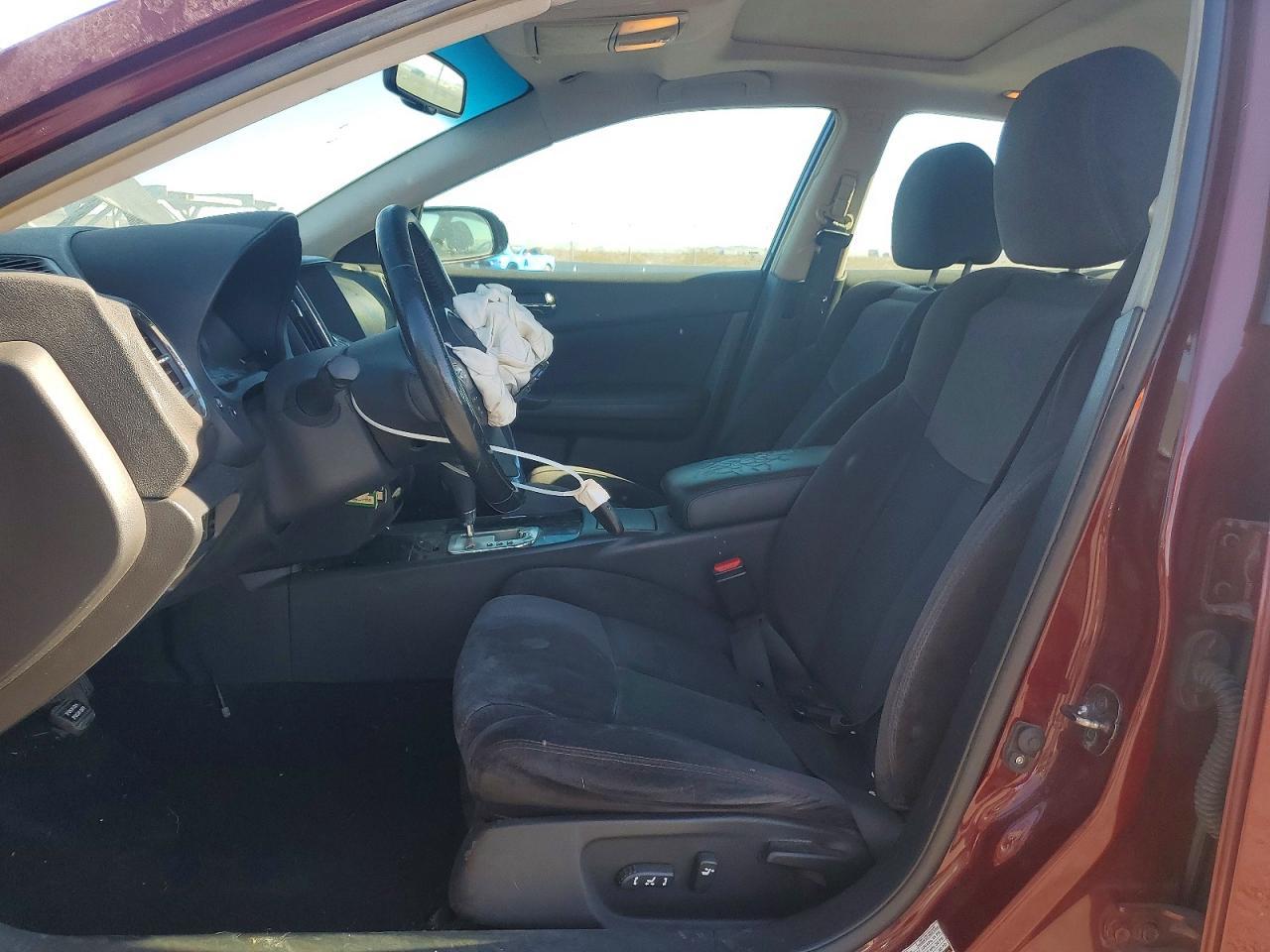 2010 Nissan Maxima S - Image 7