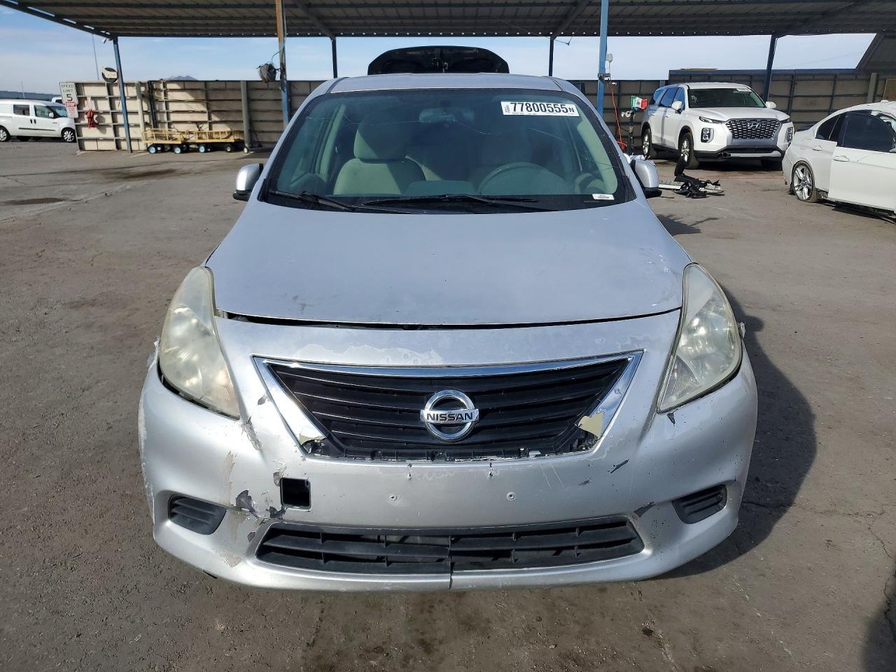 2012 Nissan Versa 1.6 S - Фото 5