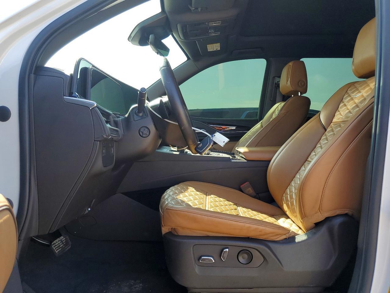 2022 Cadillac Escalade Premium Luxury - Фото 7