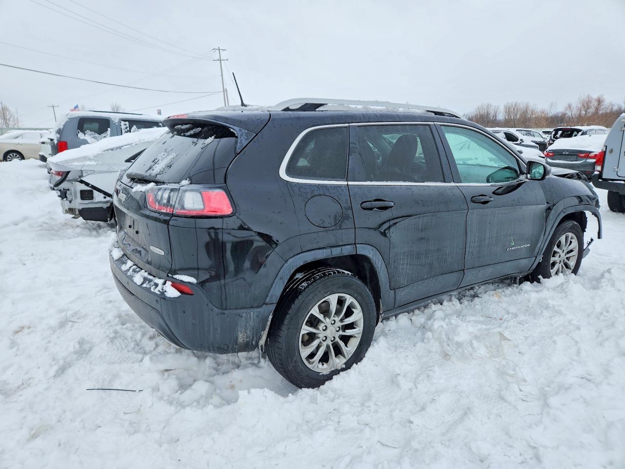 2019 Jeep Cherokee Latitude Plus - Image 3
