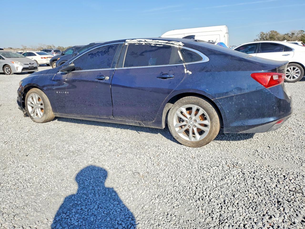 2017 Chevrolet Malibu Lt - Фото 2