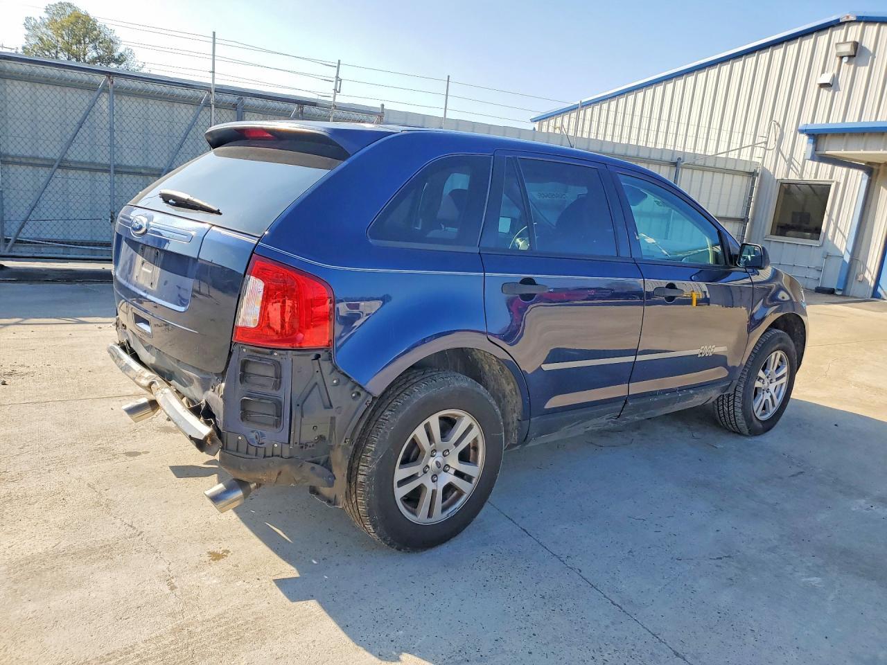 2012 Ford Edge Se - Image 3