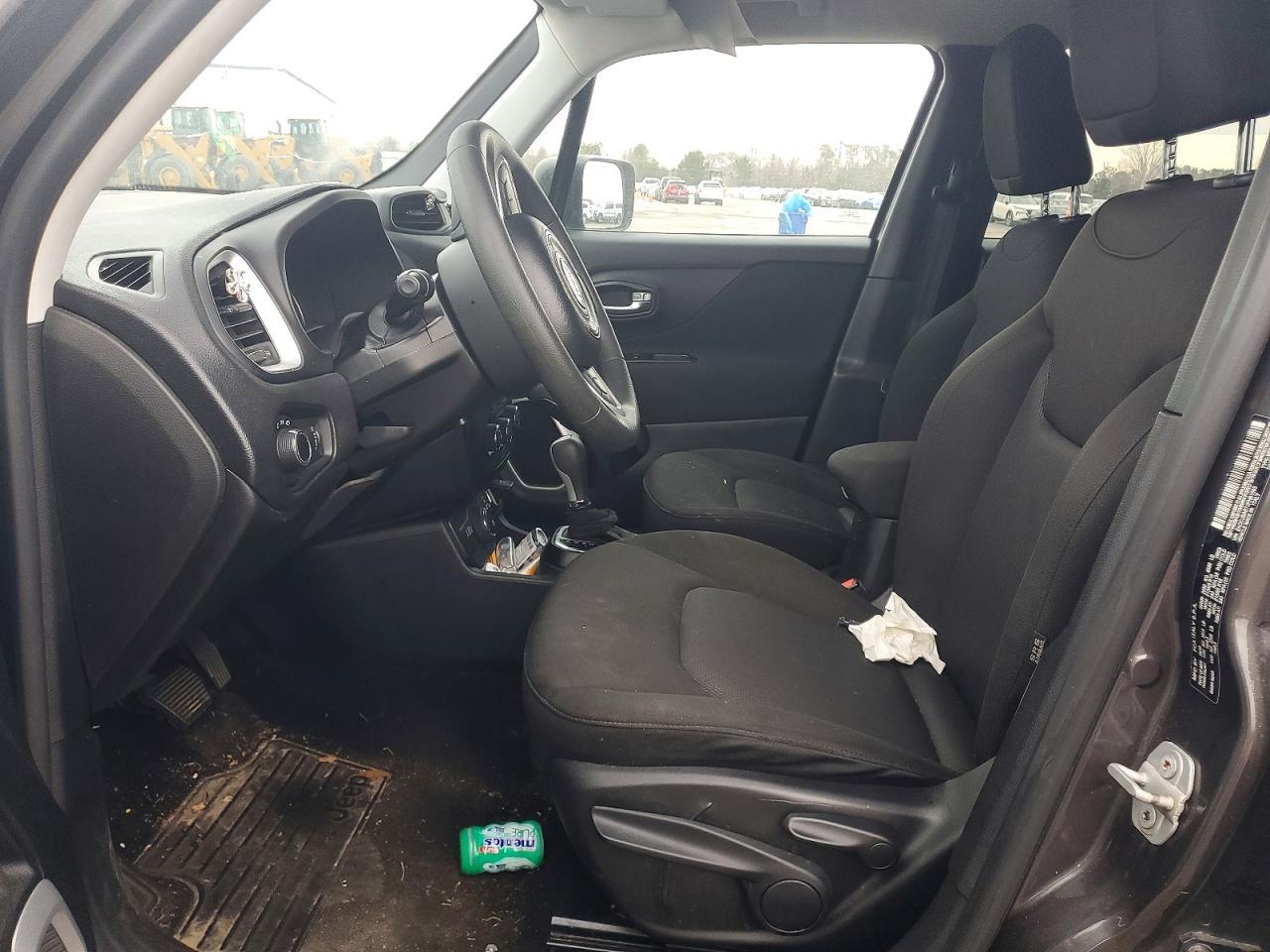 2018 Jeep Renegade S - Image 7
