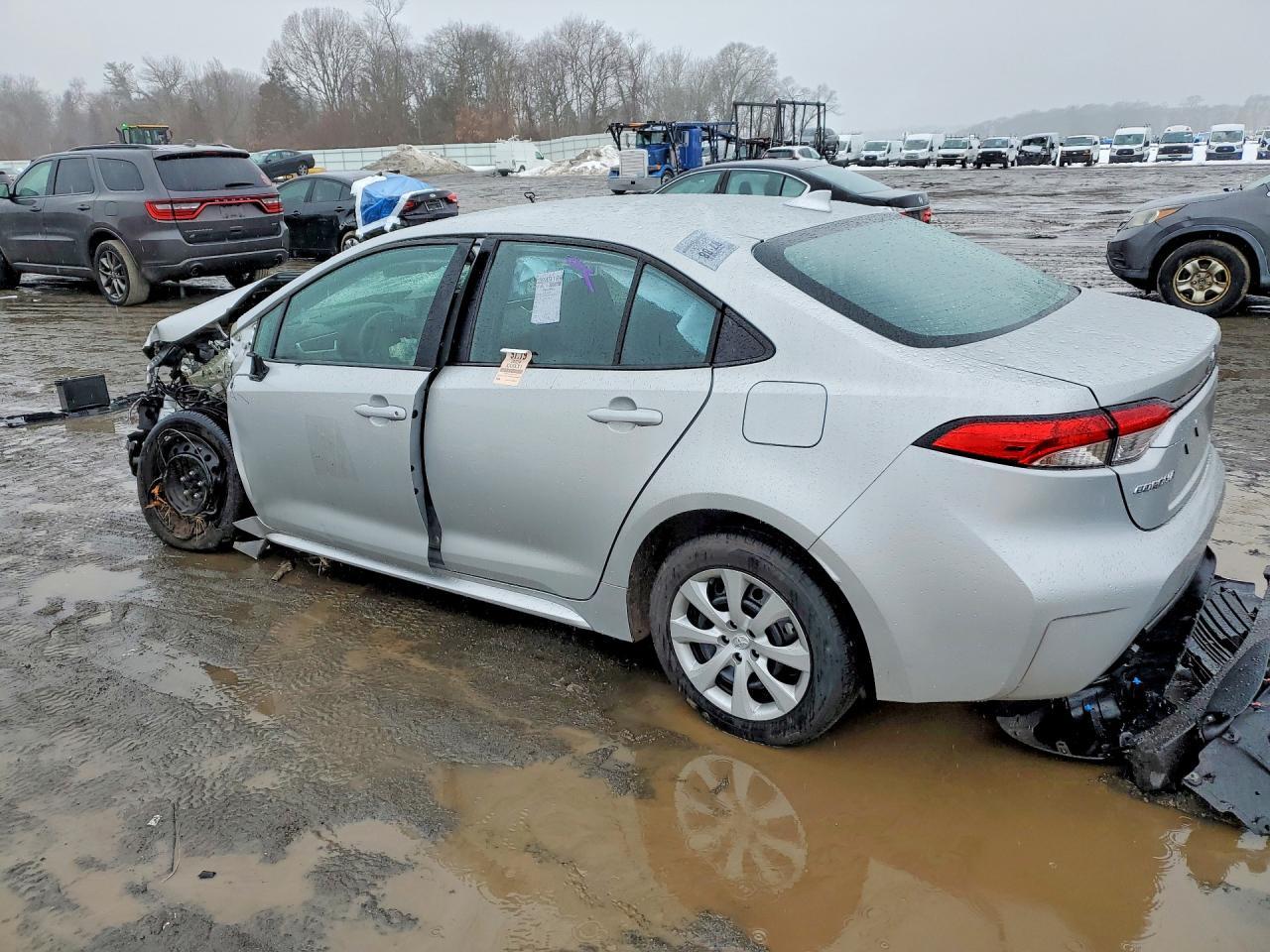 2024 Toyota Corolla Le - Фото 2