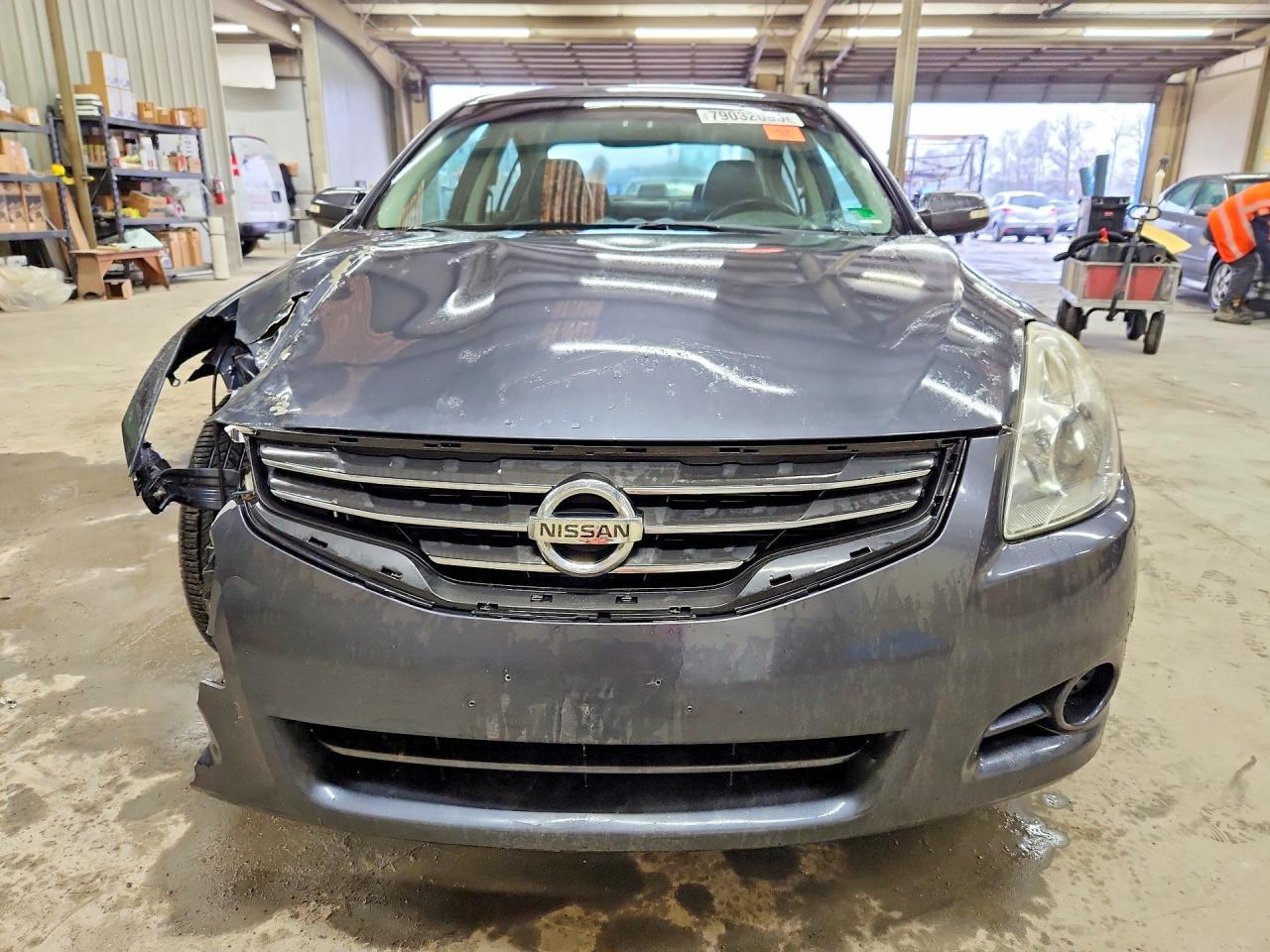 2010 Nissan Altima 2.5 - Фото 5