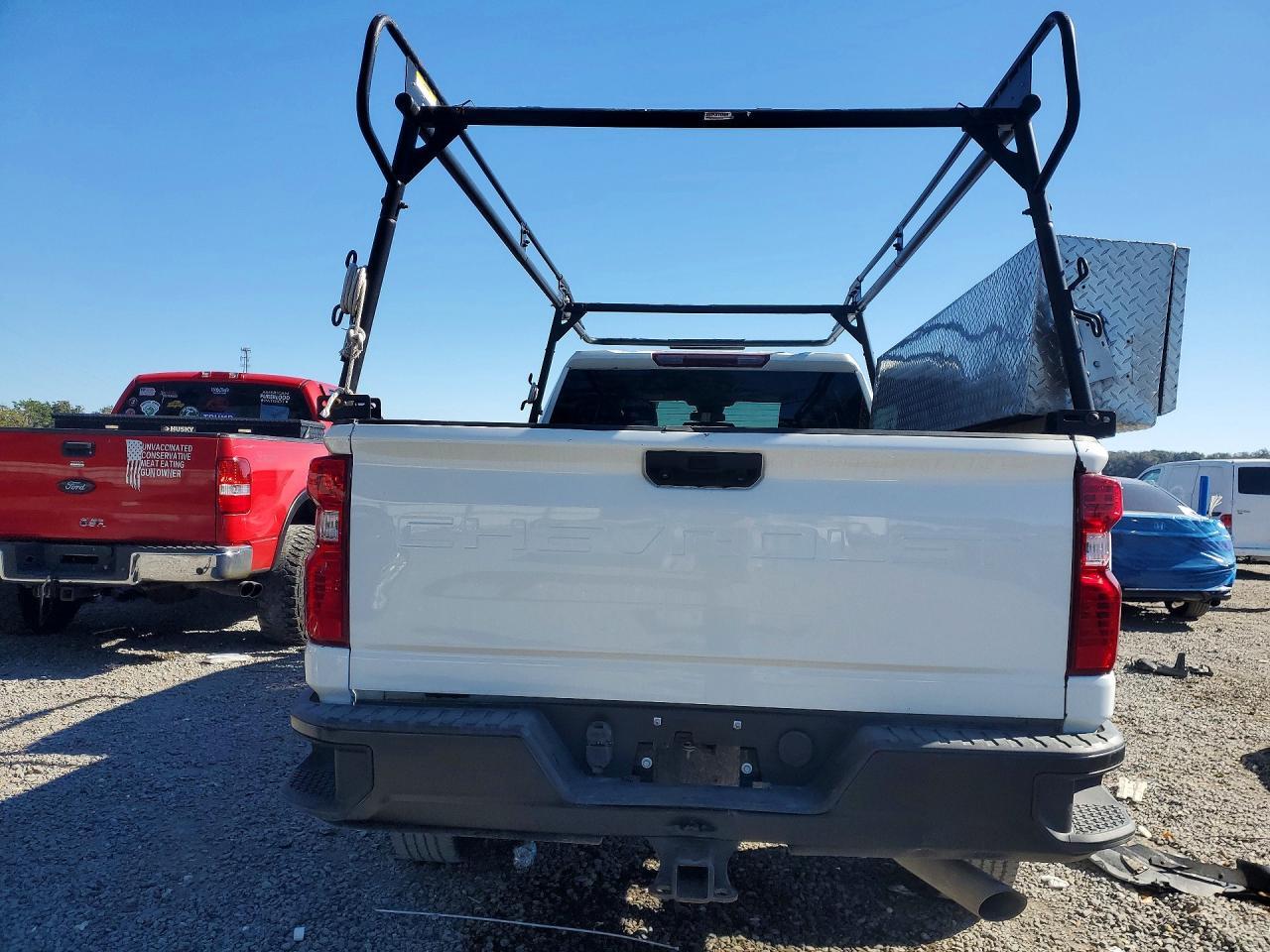 2024 Chevrolet Silverado C2500 Heavy Duty - Image 6
