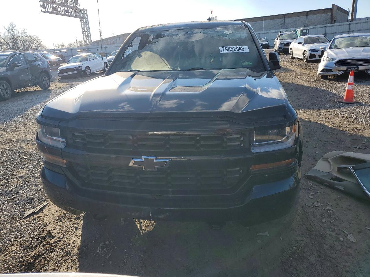 2016 Chevrolet Silverado K1500 - Фото 5