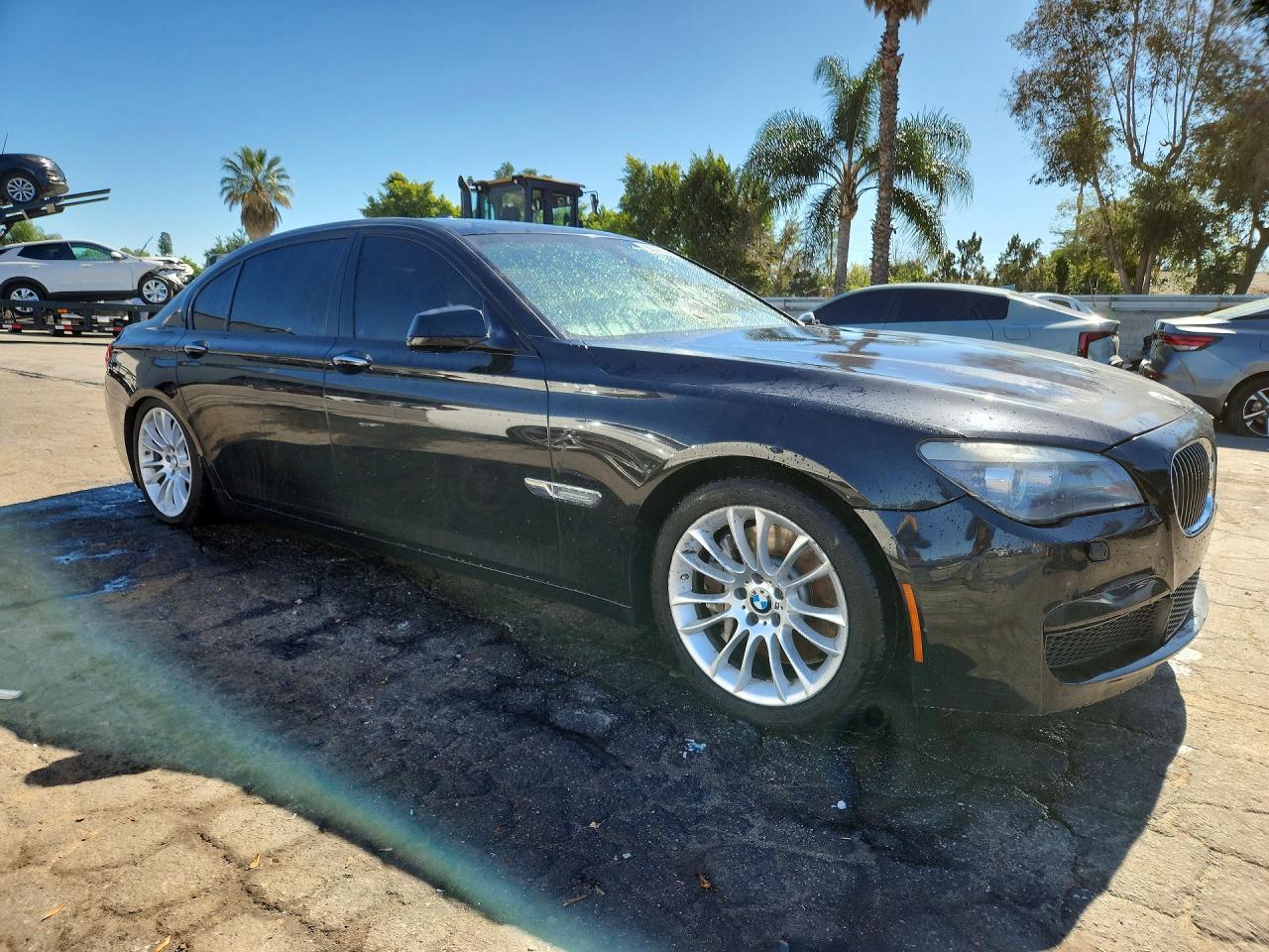 2012 BMW 750 Li - Фото 4