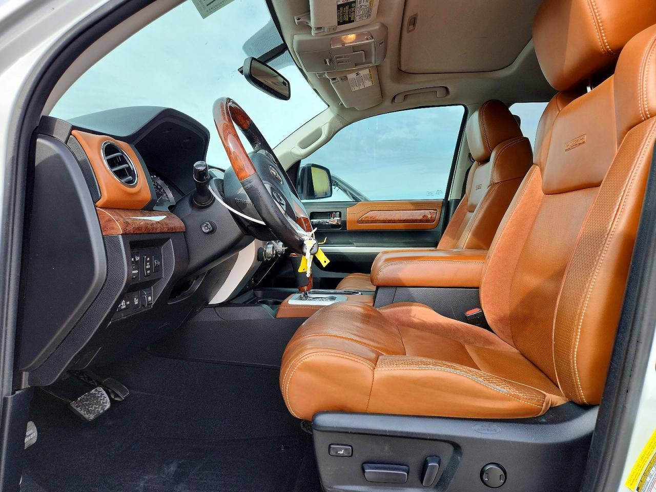 2014 Toyota Tundra 1794 Edition - Фото 7