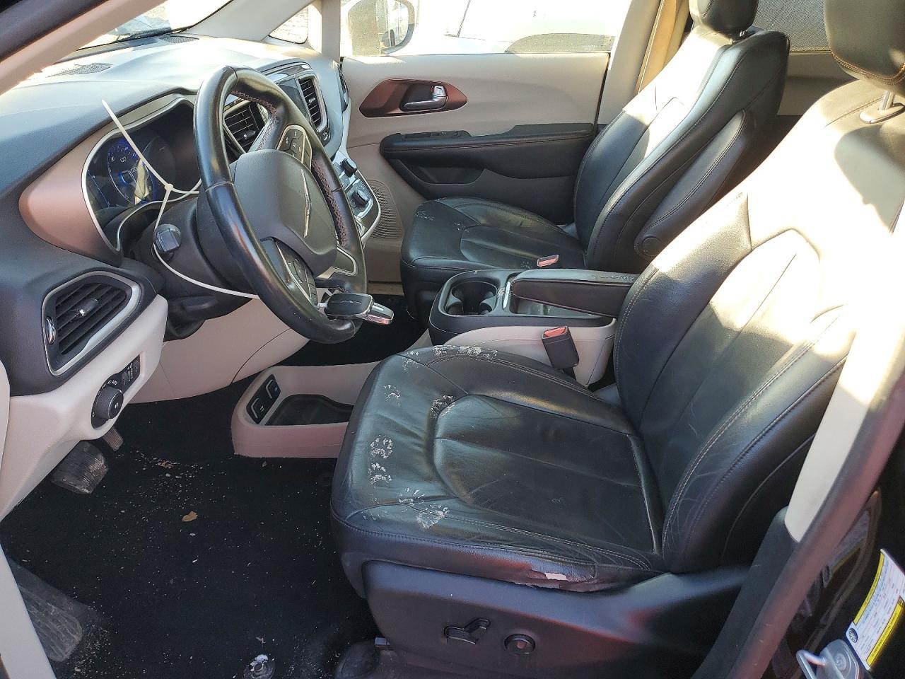 2017 Chrysler Pacifica Touring L - Фото 7