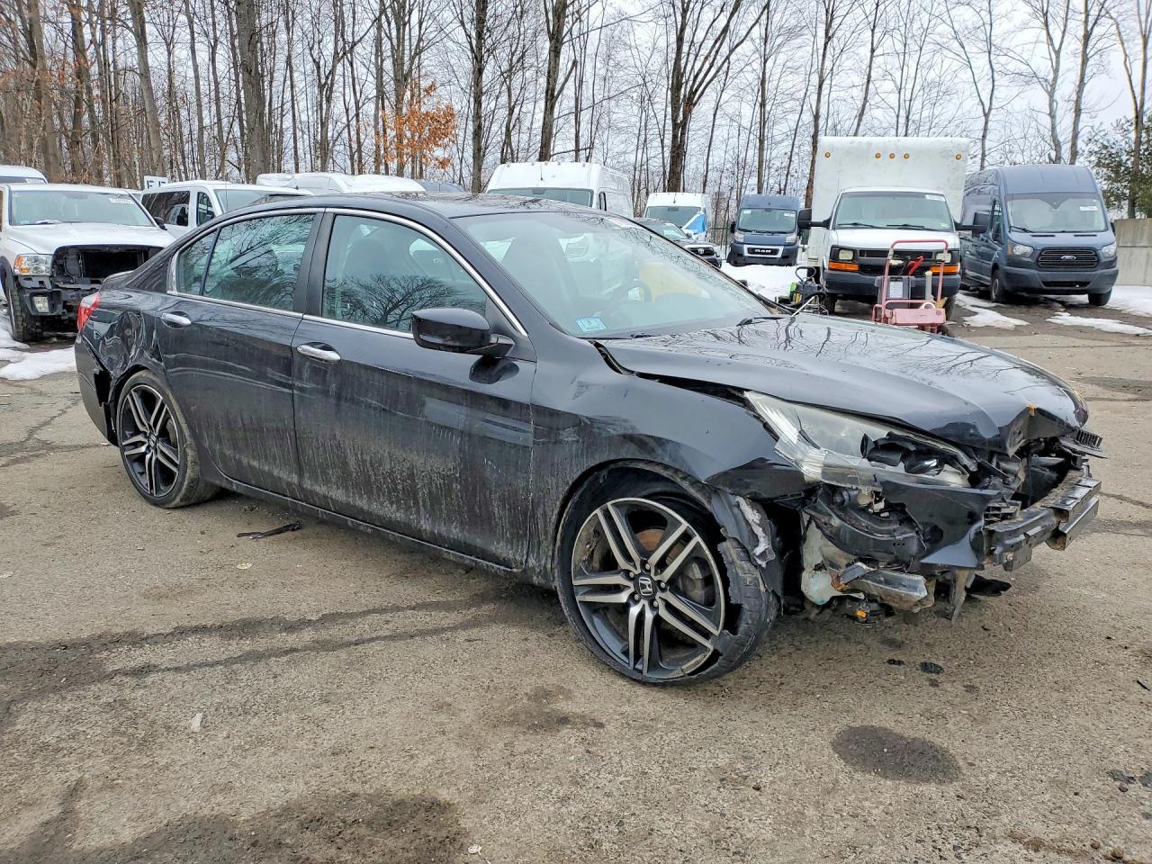 2015 Hond Accord Sport - Image 4