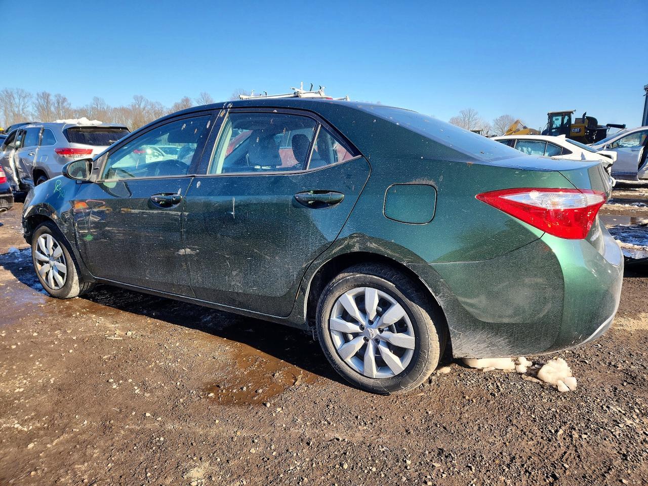 2015 Toyota Corolla L - Фото 2
