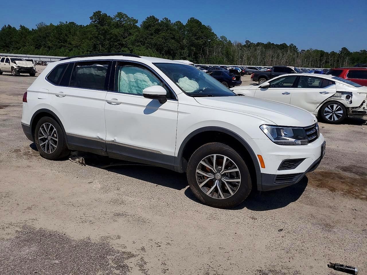 2020 Volkswagen Tiguan Se - Фото 4