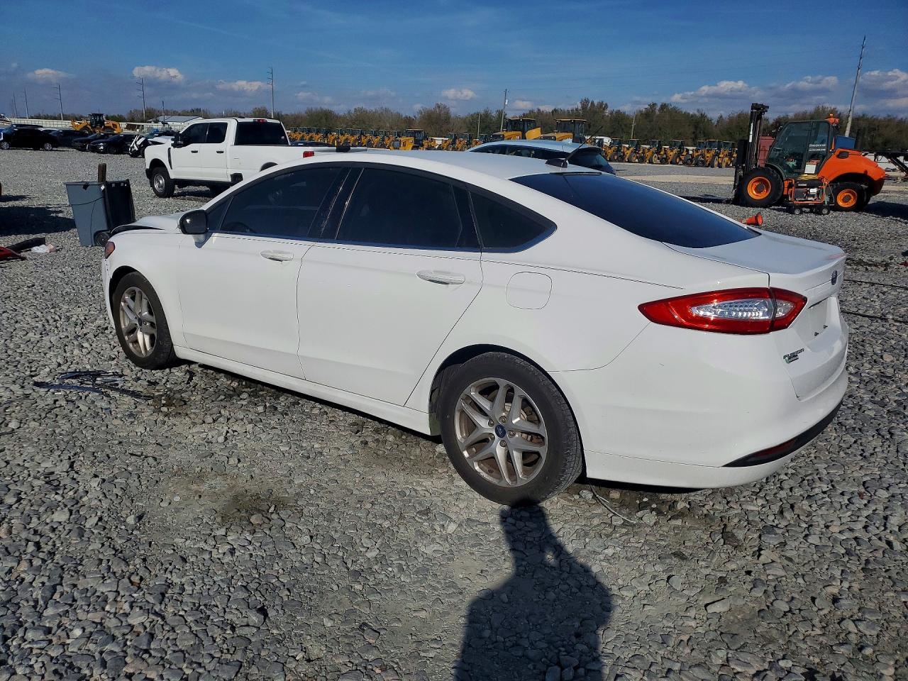2015 Ford Fusion Se - Фото 2