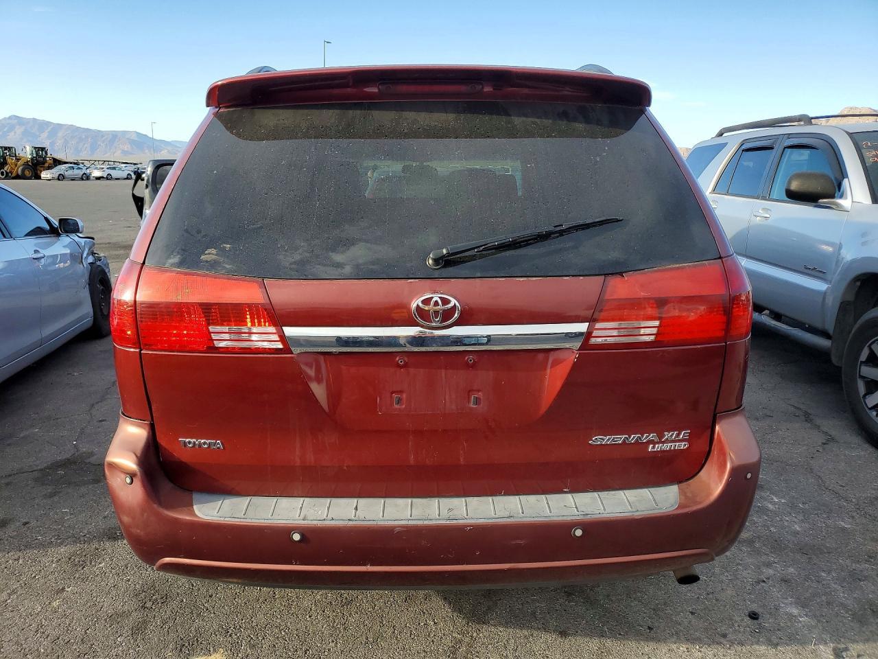 2005 Toyota Sienna Xle - Image 6