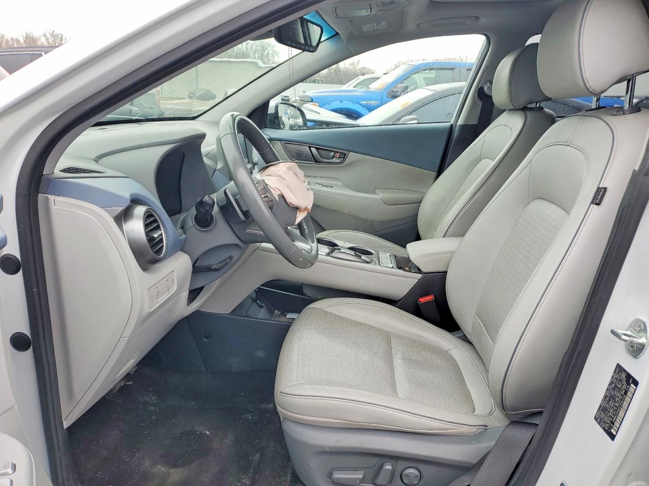 2020 Hyundai Kona Electric Limited - Image 7