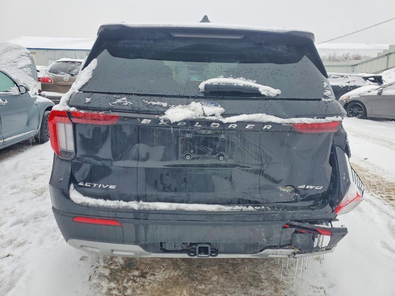 2026 Ford Explorer Active - Image 6