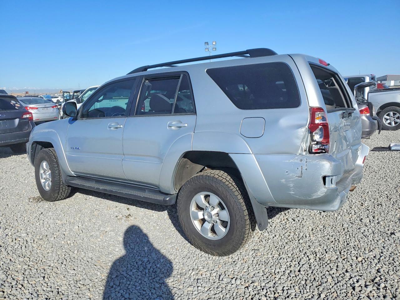 2004 Toyota 4Runner Sr5 - Image 2