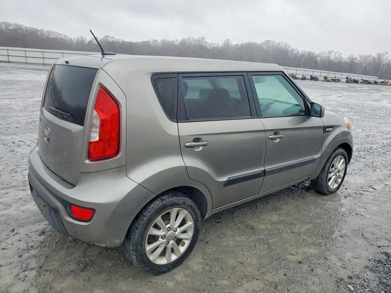 2013 Kia Soul Base - Фото 3
