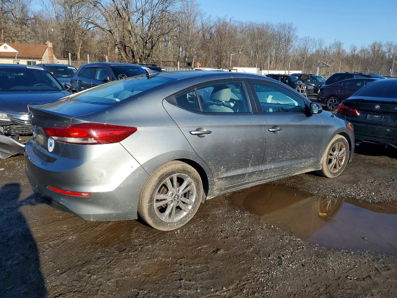 2017 Hyundai Elantra Se - Фото 3