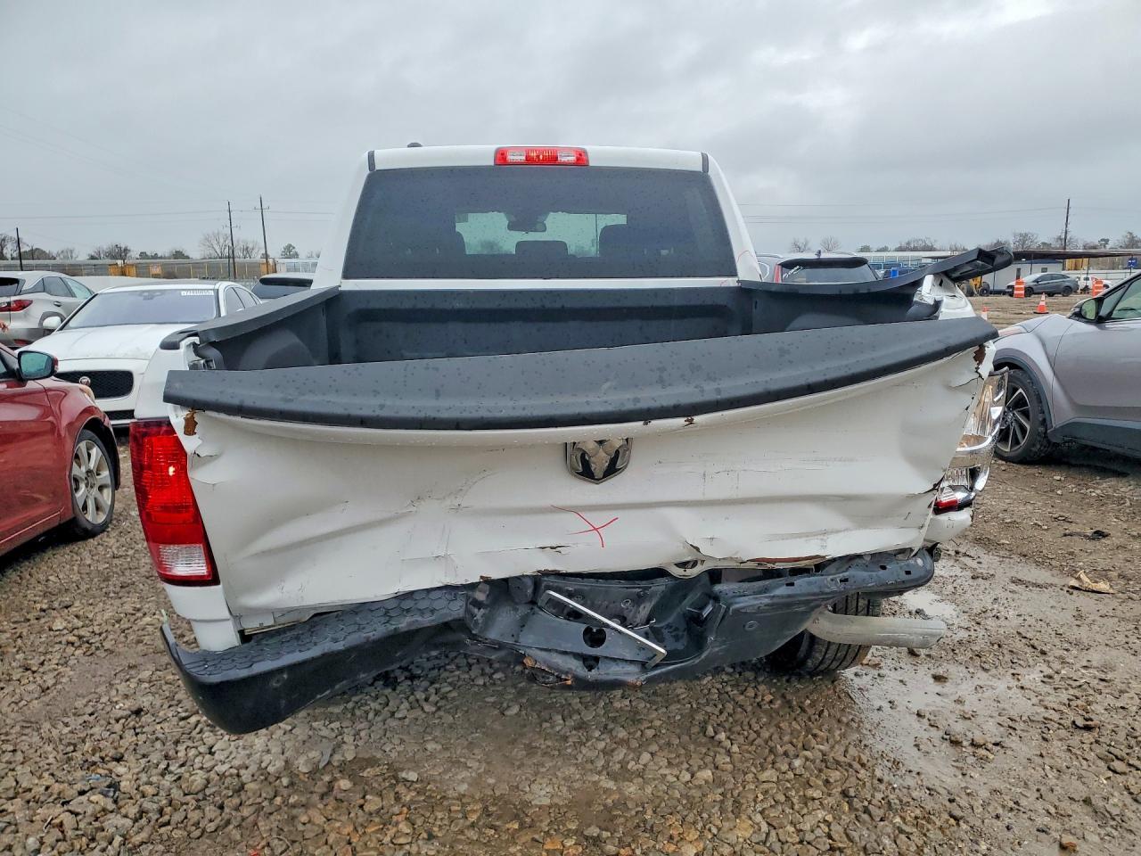 2024 Ram 1500 Classic Tradesman - Фото 6