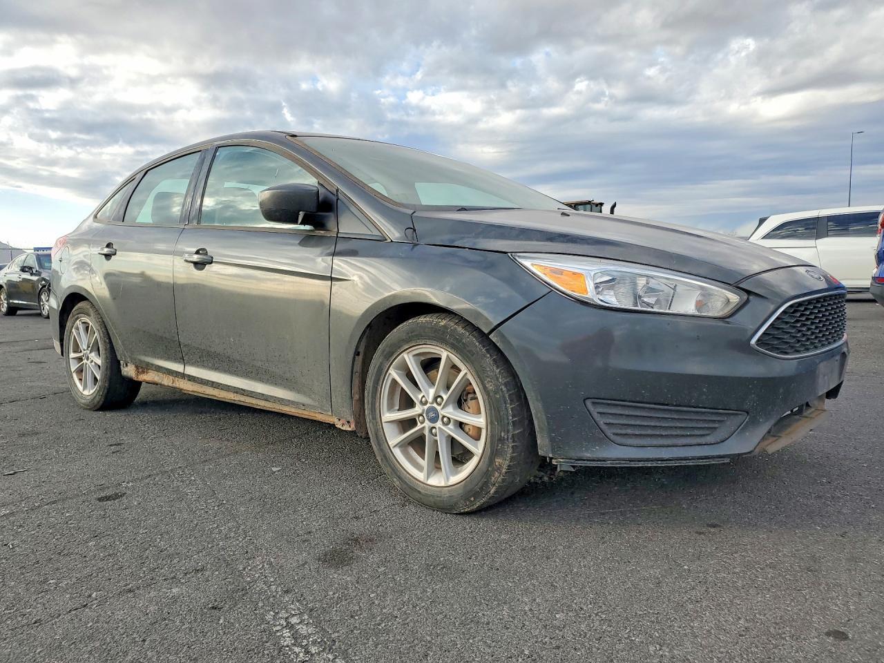 2018 Ford Focus Se - Image 4