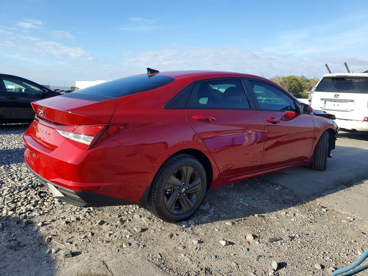 2022 Hyundai Elantra Sel - Image 3