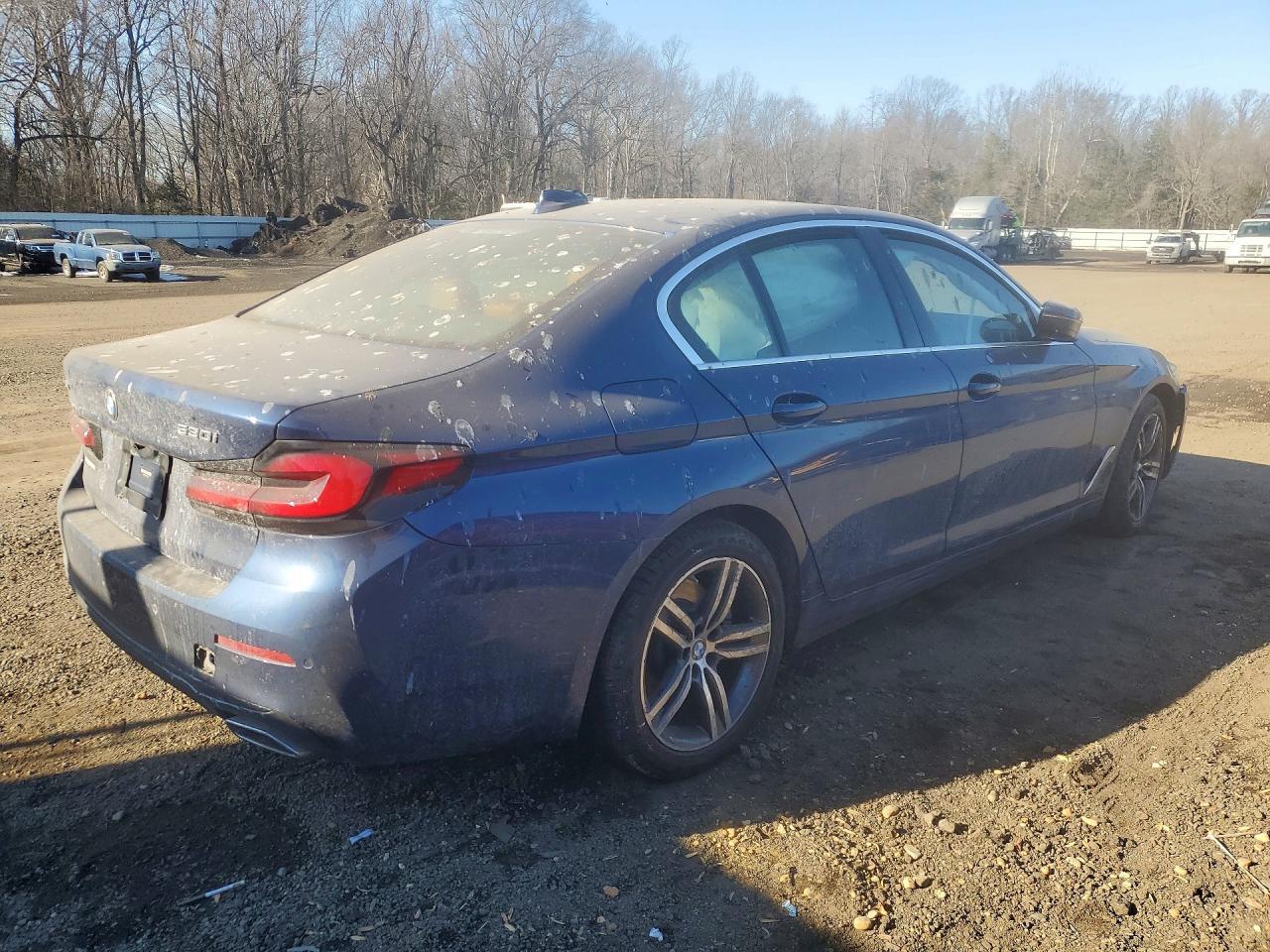 2021 BMW 530 Xi - Фото 3