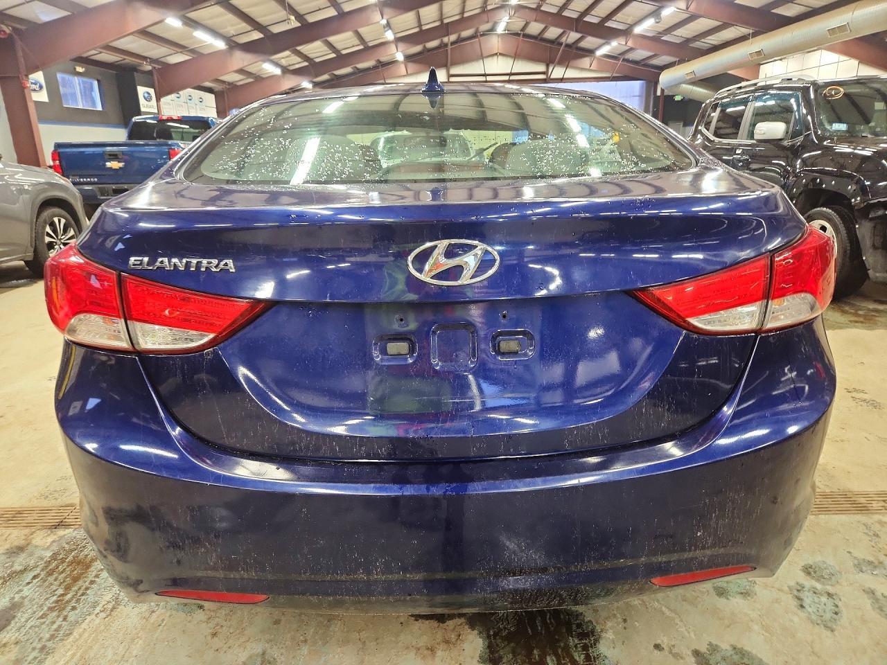 2011 Hyundai Elantra Gls - Image 6