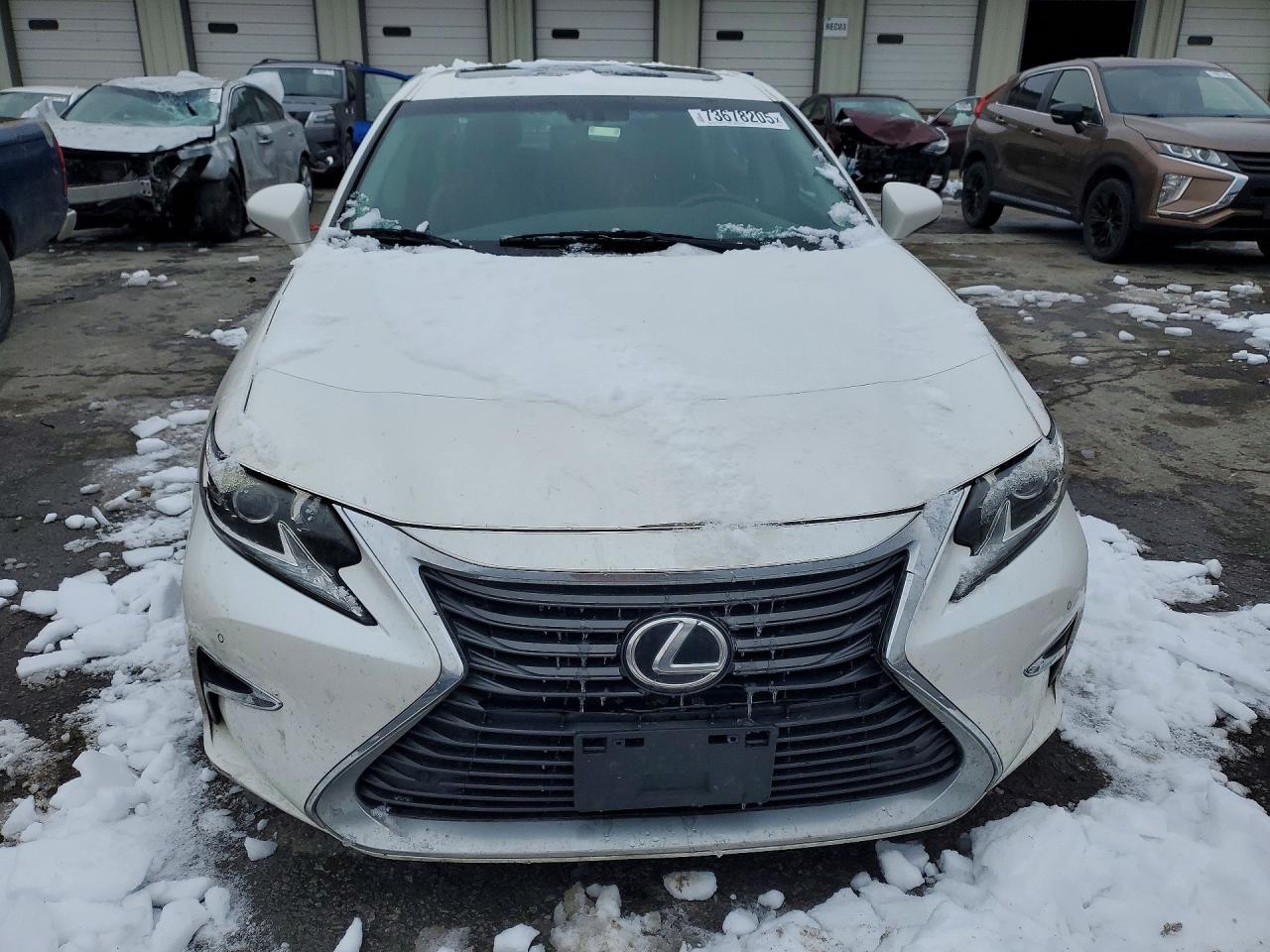 2016 Lexus Es 350 - Фото 5