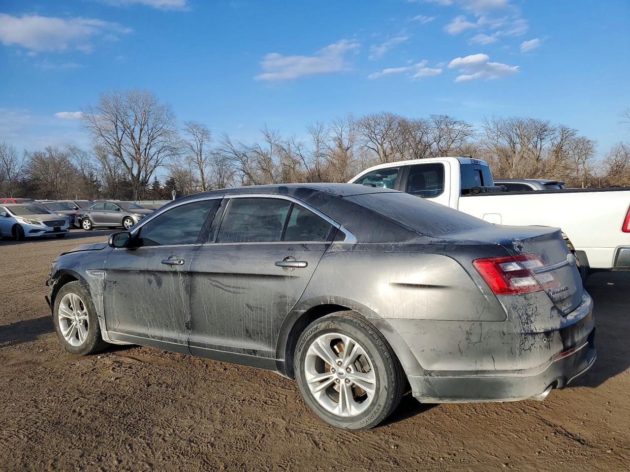 2017 Ford Taurus Sel - Image 2