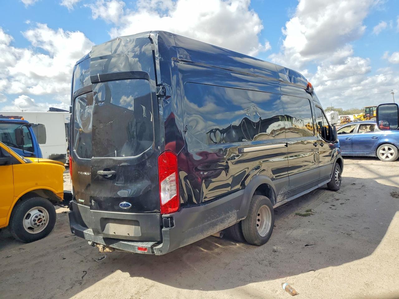 2023 Ford Transit 350 Hd Delivery Van - Фото 3