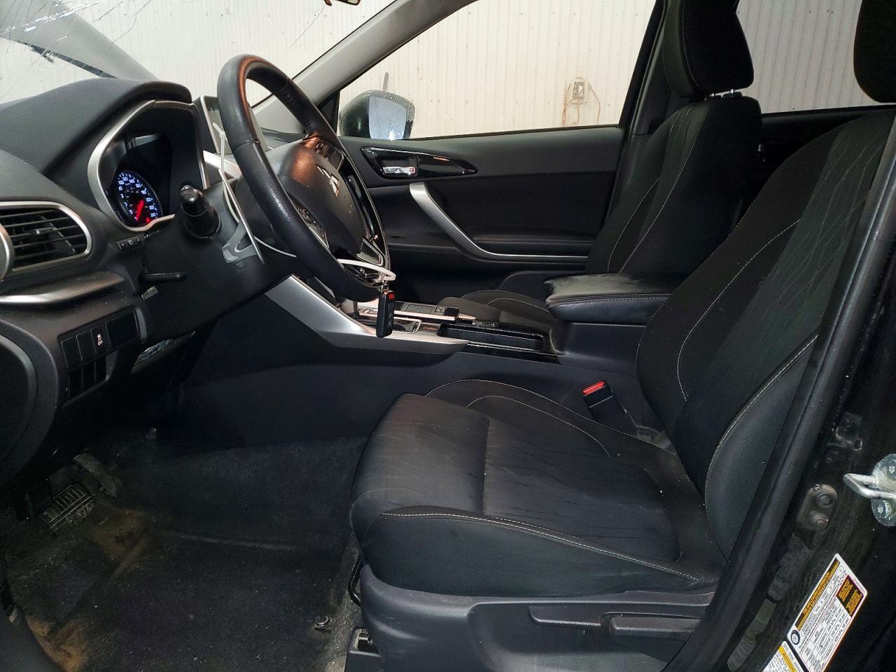 2019 Mitsubishi Eclipse Cross Le - Image 7