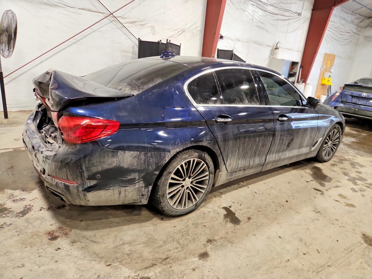 2017 BMW 540 Xi - Image 3