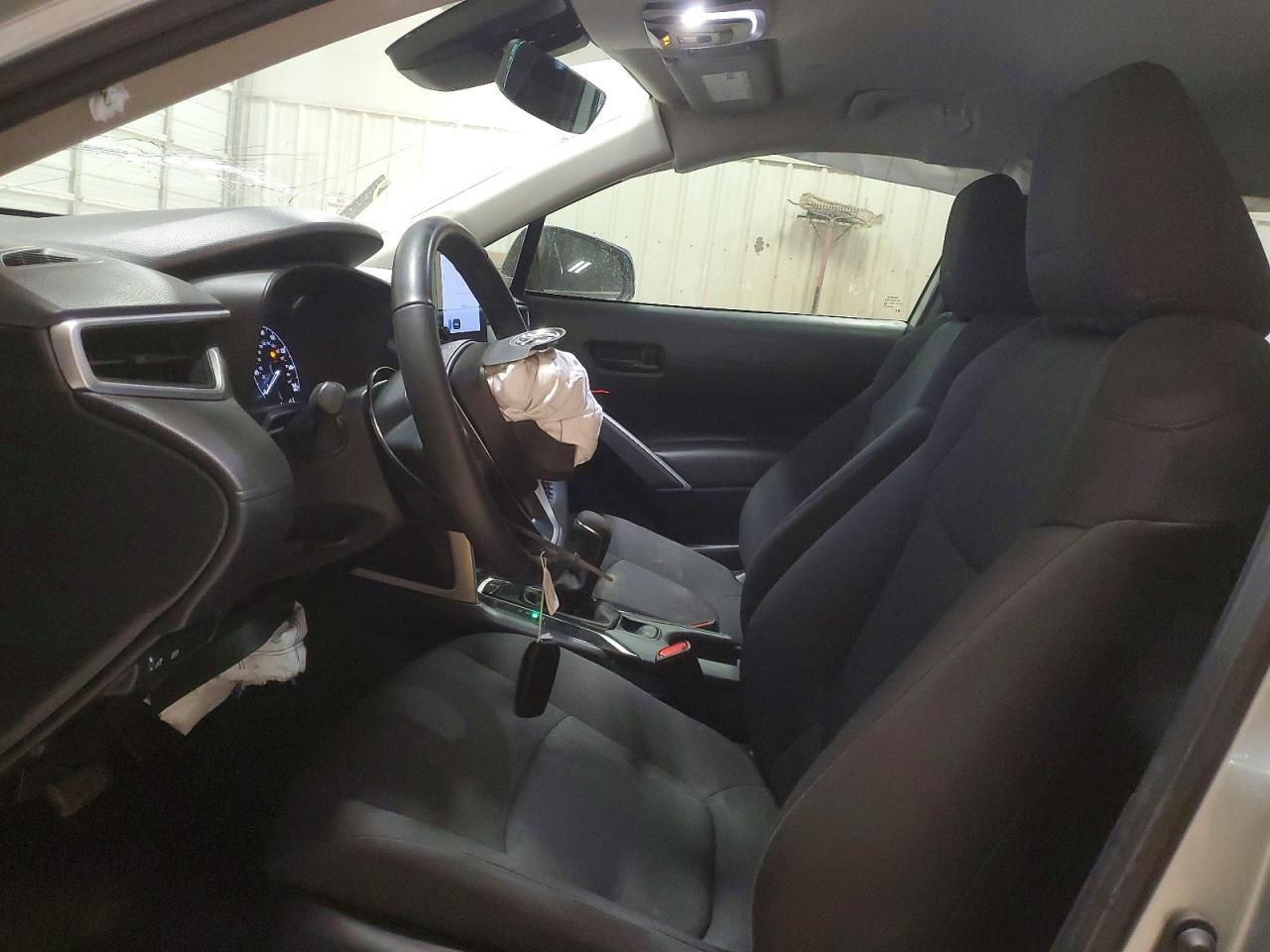2024 Toyota Corolla Cross Le - Image 7