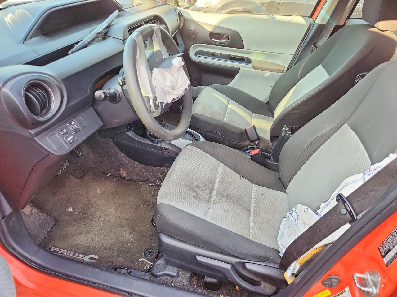 2013 Toyota Prius C - Фото 7