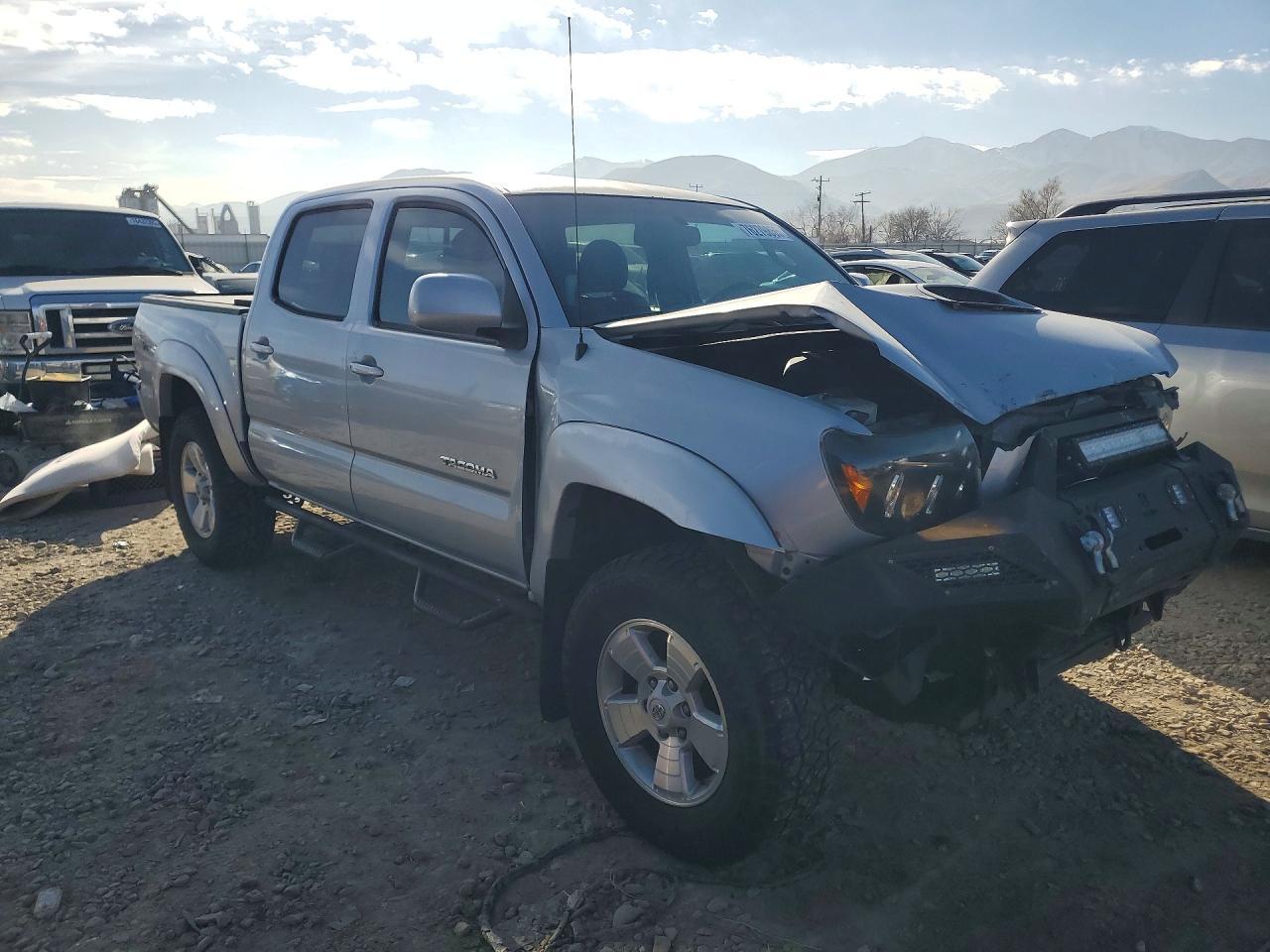 2009 Toyota Tacoma Double Cab - Image 4