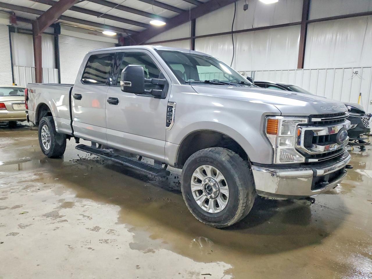 2020 Ford F250 Super Duty - Фото 4