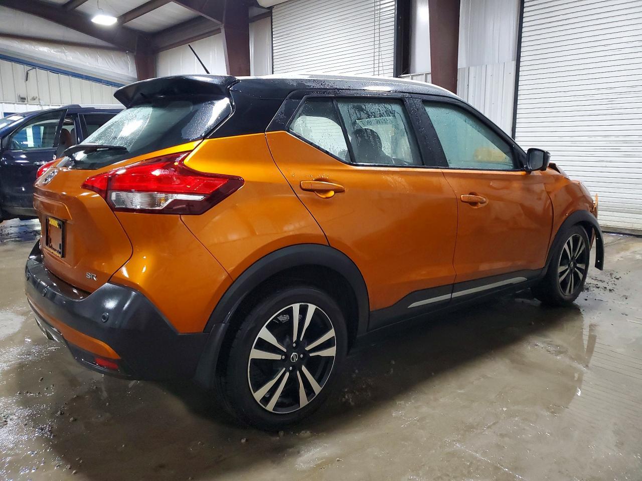 2020 Nissan Kicks Sr - Фото 3