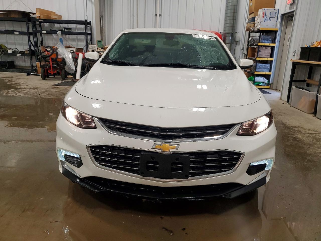 2018 Chevrolet Malibu Lt - Image 5