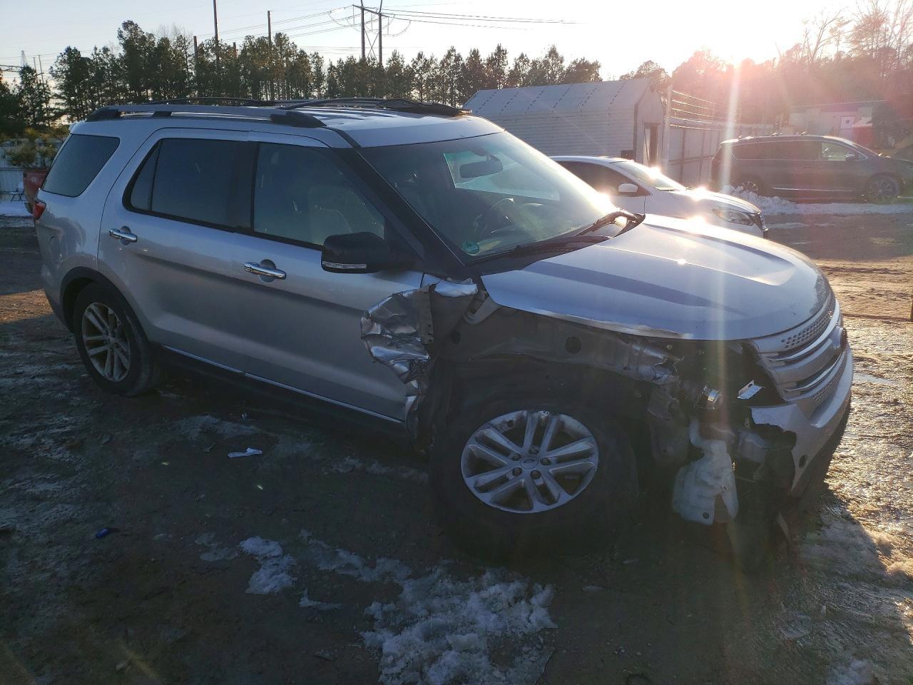 2013 Ford Explorer Xlt - Фото 4