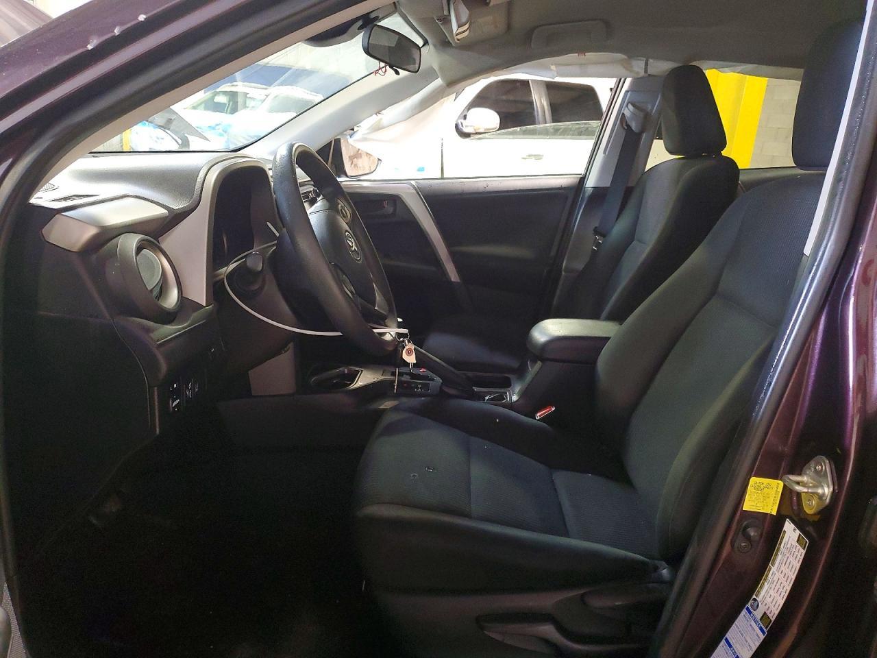 2018 Toyota Rav4 Le - Image 7