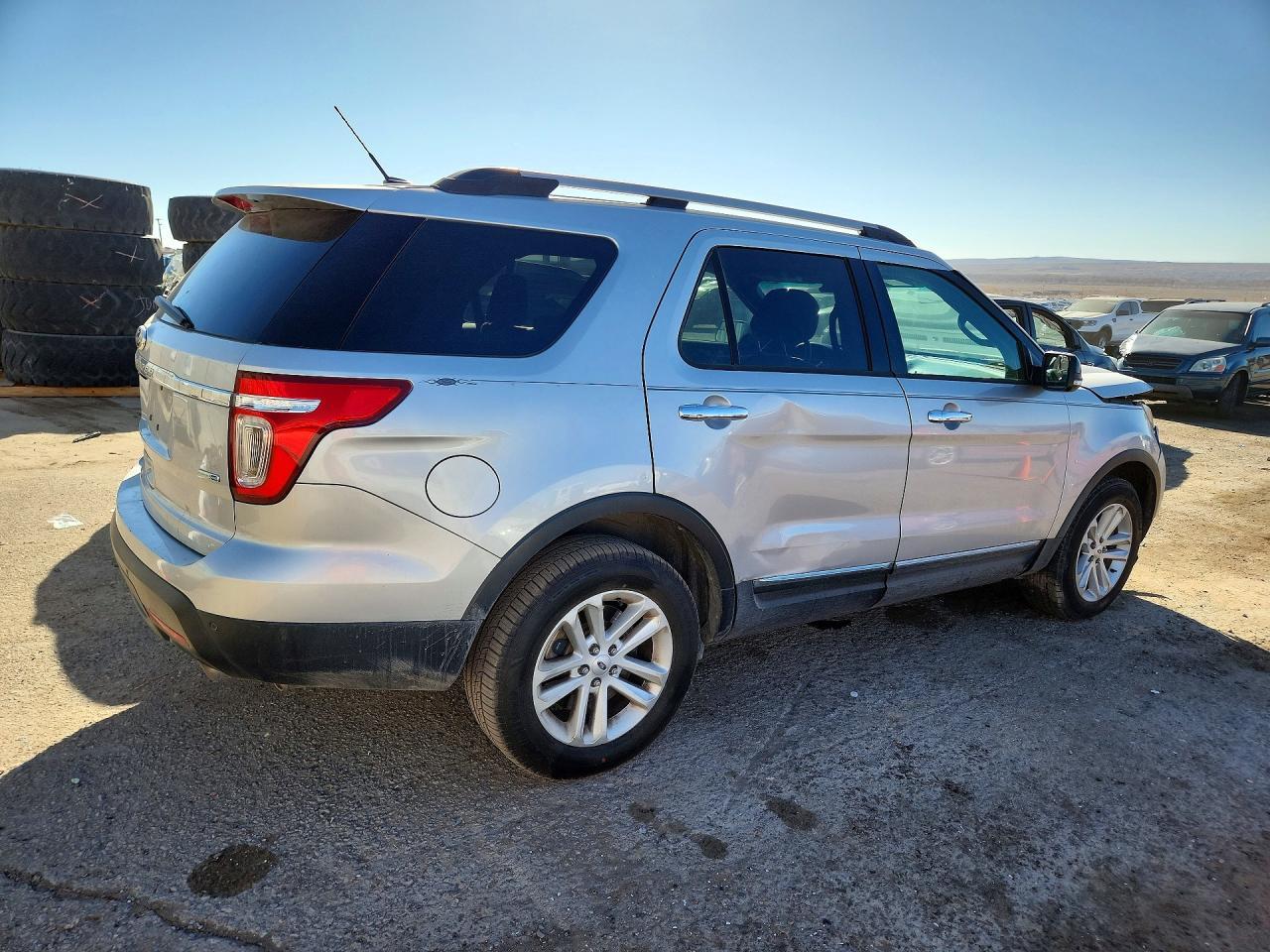 2014 Ford Explorer Xlt - Image 3