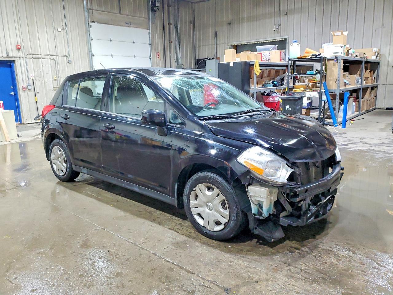 2011 Nissan Versa 1.8 S - Фото 4