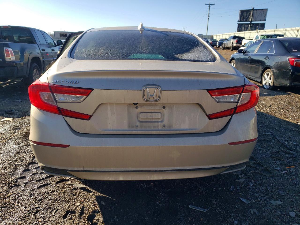 2018 Honda Accord Ex - Фото 6