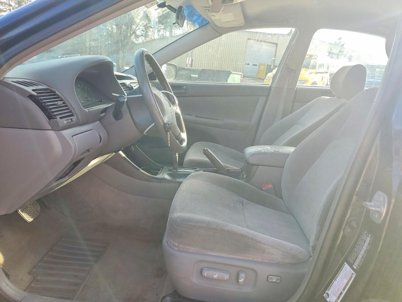 2004 Toyota Camry Le - Фото 7