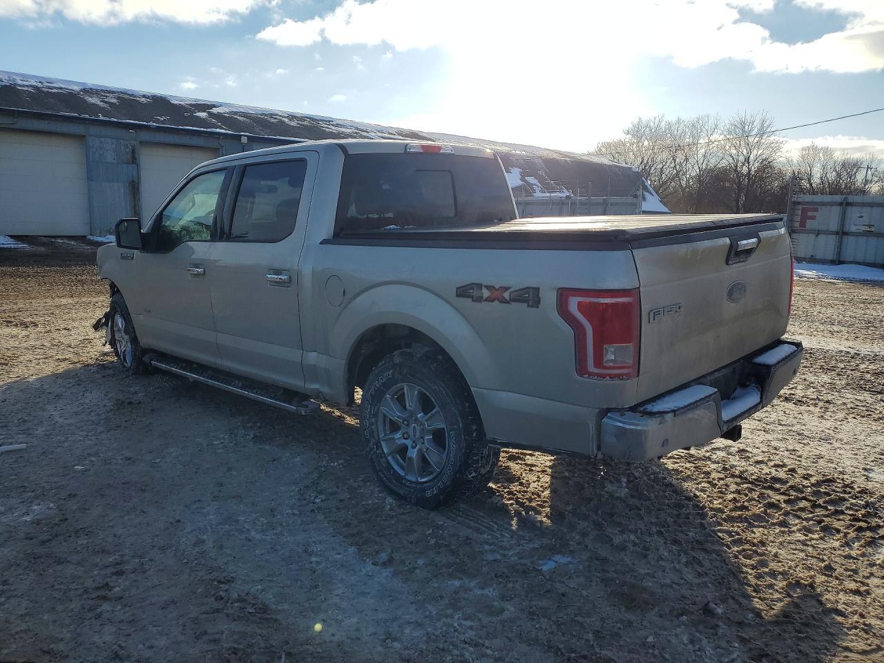 2017 Ford F150 Supercrew - Фото 2