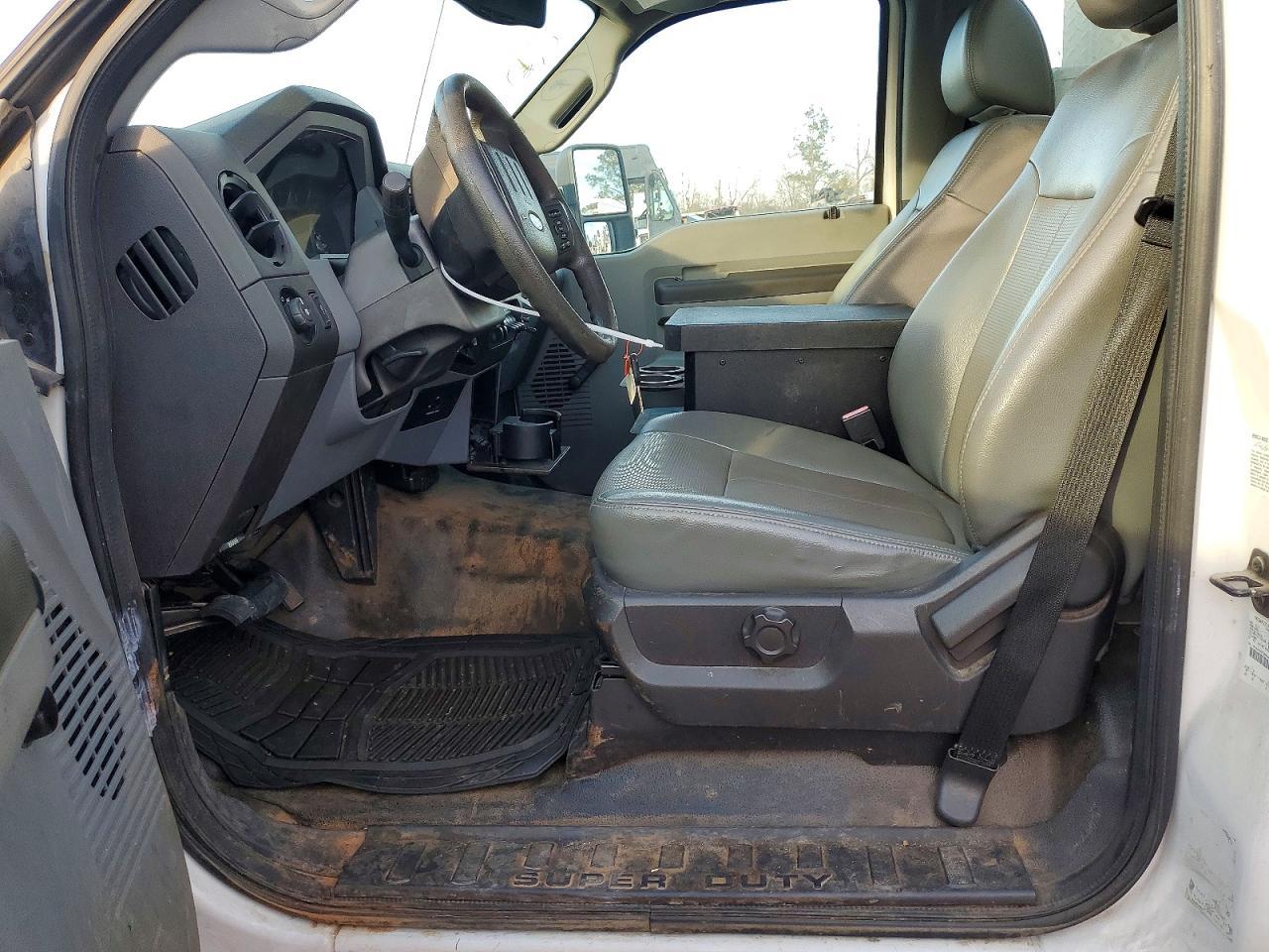 2013 Ford F450 Super Duty - Image 7
