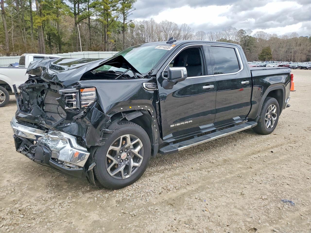 2024 GMC Sierra K1500 Slt